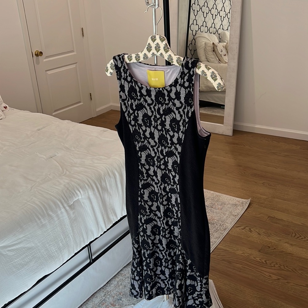 Maeve Dress from Anthro.  Size Small.  Worn once.  Beautiful Lace design.